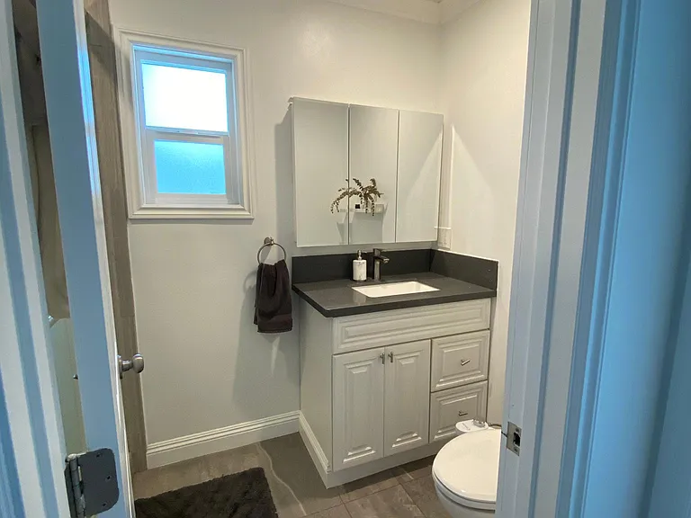 4408 Stevely Ave — Photo 11