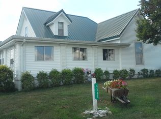 4569 E 1400 N, Elnora, IN 47529