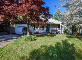 152 Stowaway Rd, Manahawkin, NJ 08050