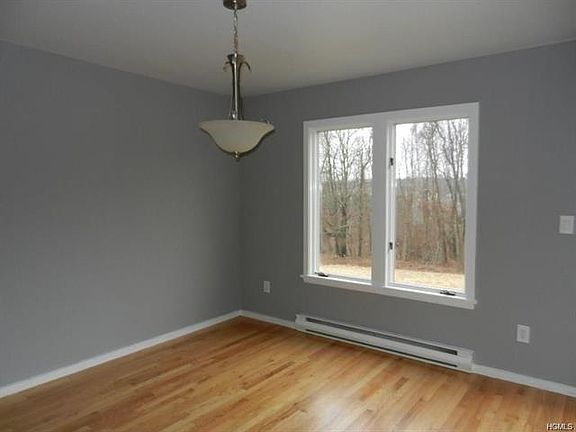 5th image of 169 Fairway Dr
