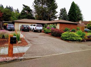 2455 Debok Rd, West Linn, OR 97068