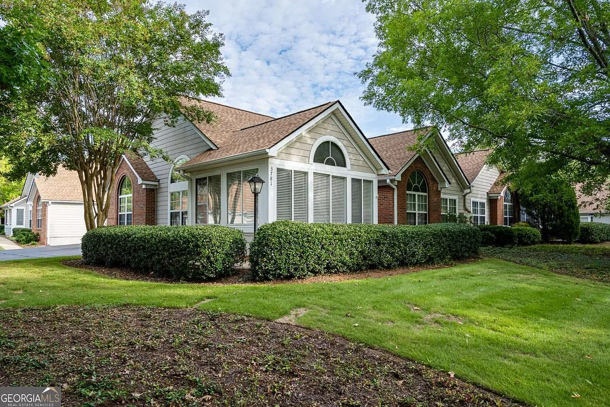 3781 Vineyards Lake Cir NW #22 photo 1