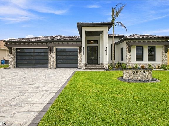 3rd image of 2517 SW 38th St