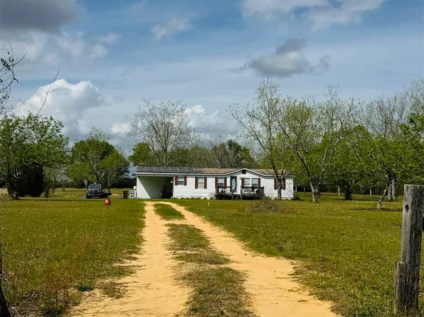 5568 Forest Hills Ln, Milton, FL 32570