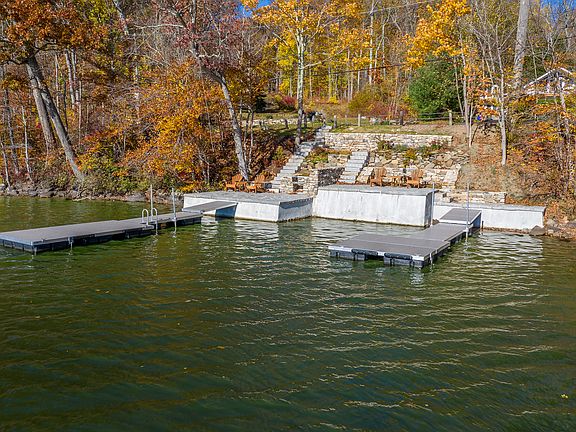 159 North Shore Road