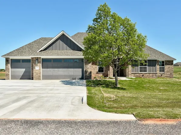 2078 Kaylee Rd, Blanchard, OK 73010