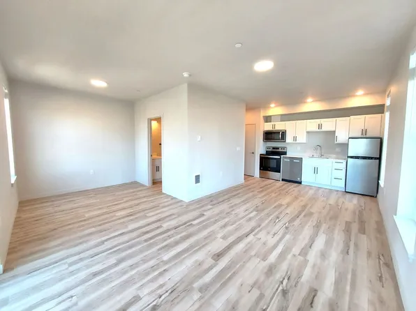 810 Yakima, 810 Yakima Ave #6, Tacoma, WA 98405