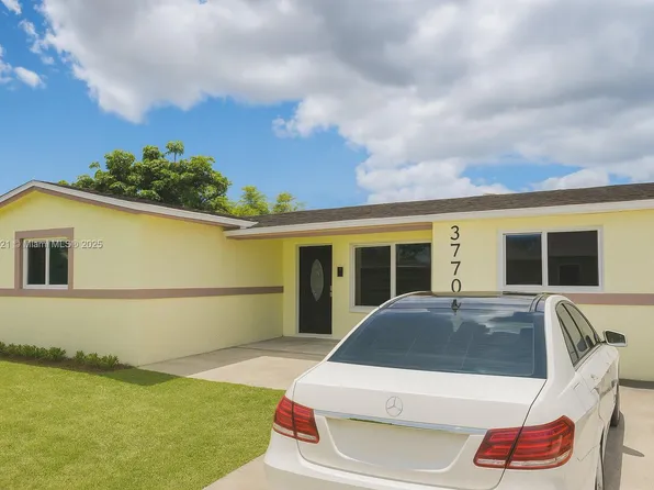3770 NW 8th Pl, Fort Lauderdale, FL 33311