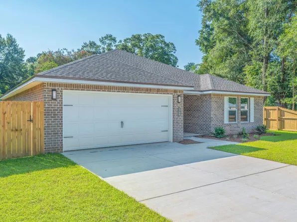 691 E Bowers Ave, Crestview, FL 32539