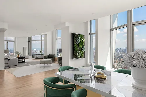 8 Spruce St Photo 1