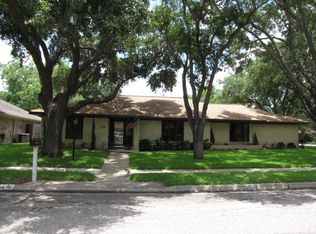 104 King Arthur St, Victoria, TX 77904
