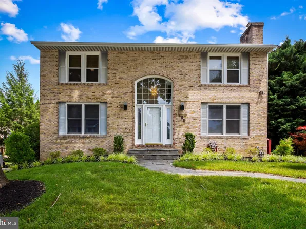 206 Berry Vine Dr, Owings Mills, MD 21117