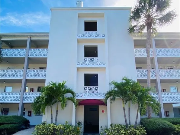1524 Lakeview Rd APT 203, Clearwater, FL 33756