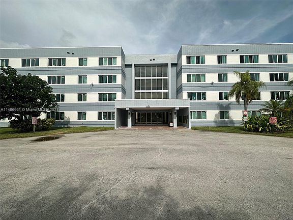 2nd image of 14840 Naranja Lakes Blvd #C1e