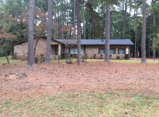 2083 Fairgreen Dr, Stone Mountain, GA 30087