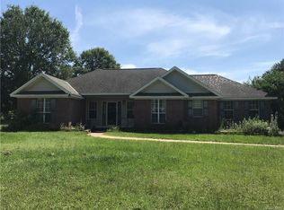 82 Harris Rd, Elmore, AL 36025
