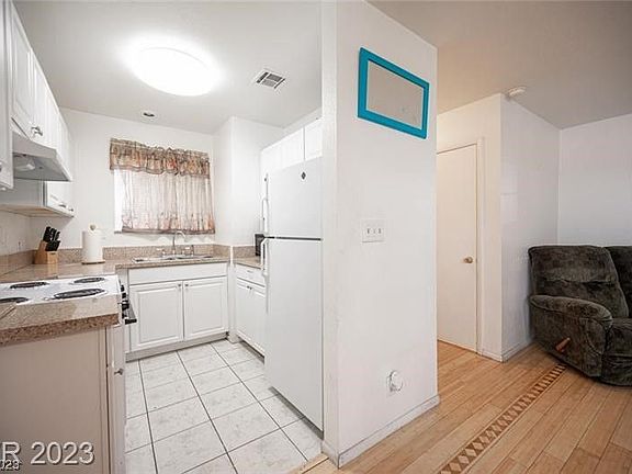 4th image of 5021 Spencer St Unit B