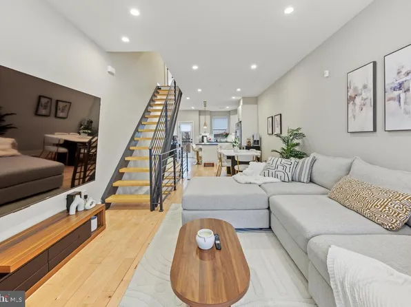 2608 Manton St, Philadelphia, PA 19146