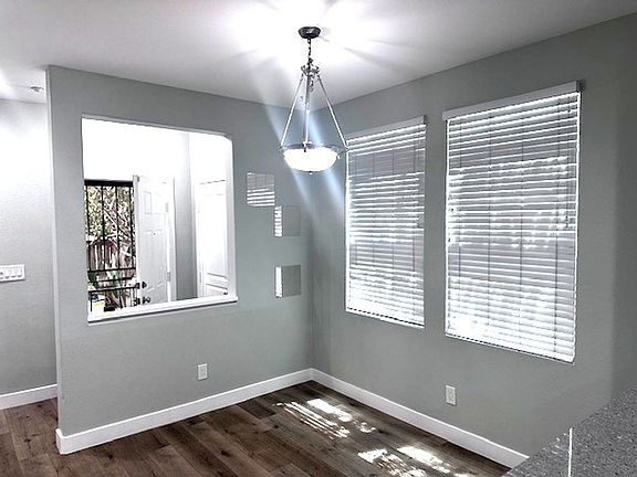 4th image of 4300 Newton Ave Unit 48