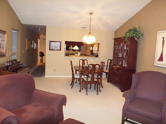 3rd image of 25578 Island View Dr S