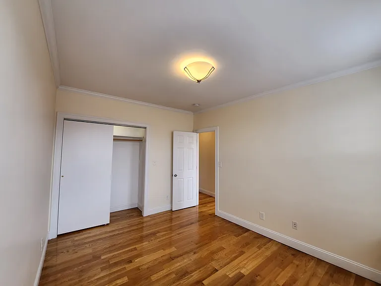 31 Peterborough Street — Photo 18