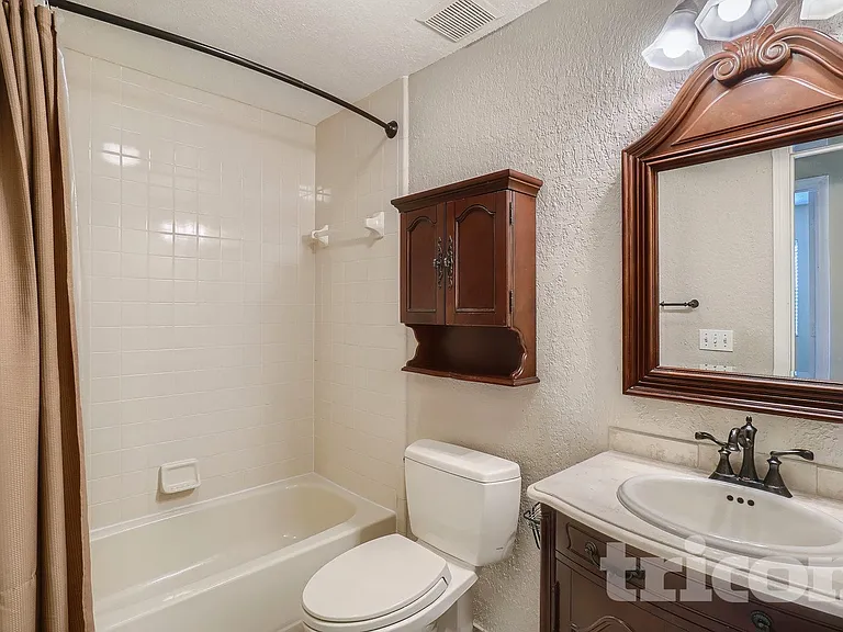 787 Tomlinson Ter — Photo 14