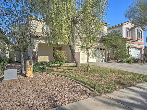 3rd image of 1120 E Hidalgo Ave