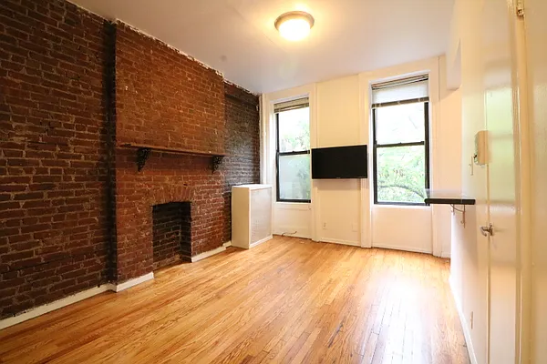 Rented by Oxford Property Group | media 1