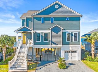2112 Shoreline Dr, Topsail Beach, NC 28445