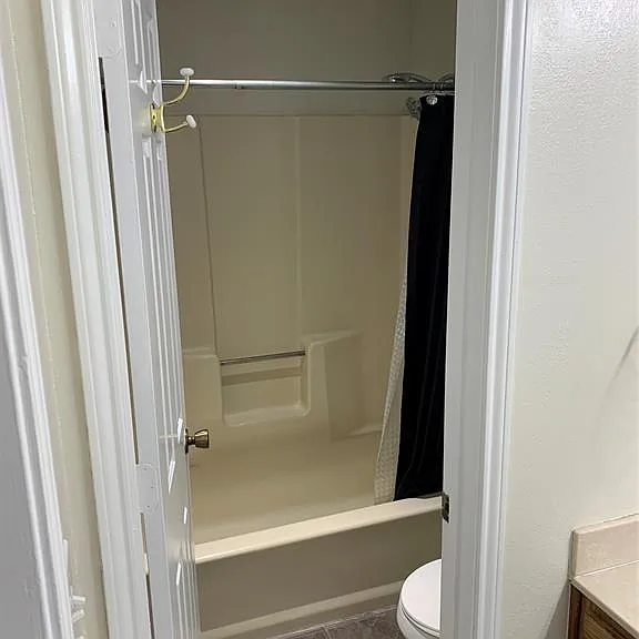 511 Essex Pl — Photo 11