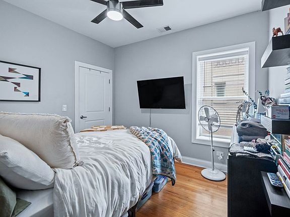 5th image of 612 W Stratford Pl #2F