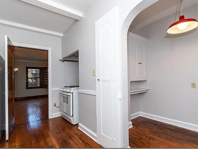 18717 Winslow Rd #1 — Photo 12