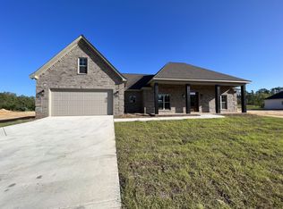 179 Spurline Rd, Ellisville, MS 39437