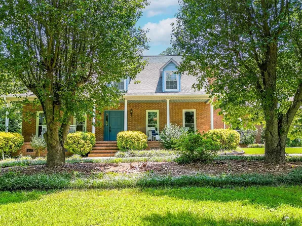 10117 Blossom Dr, Concord, NC 28025