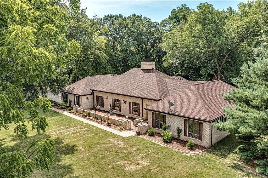 1600 W Fillmore St, Vandalia, IL 62471 Zillow