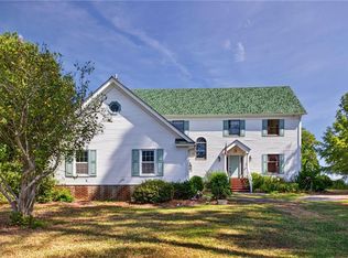 9228 Wigneil St, Suffolk, VA 23433