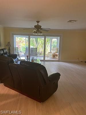 4th image of 62 Glades Blvd APT 2