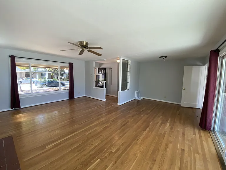 112 Cypress Ave — Photo 5