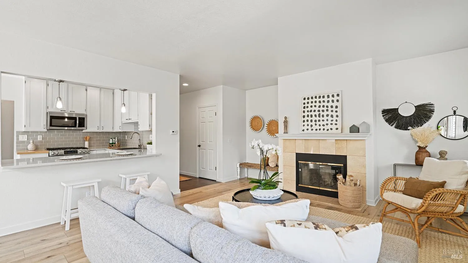 72 Parkview Circle photo 1