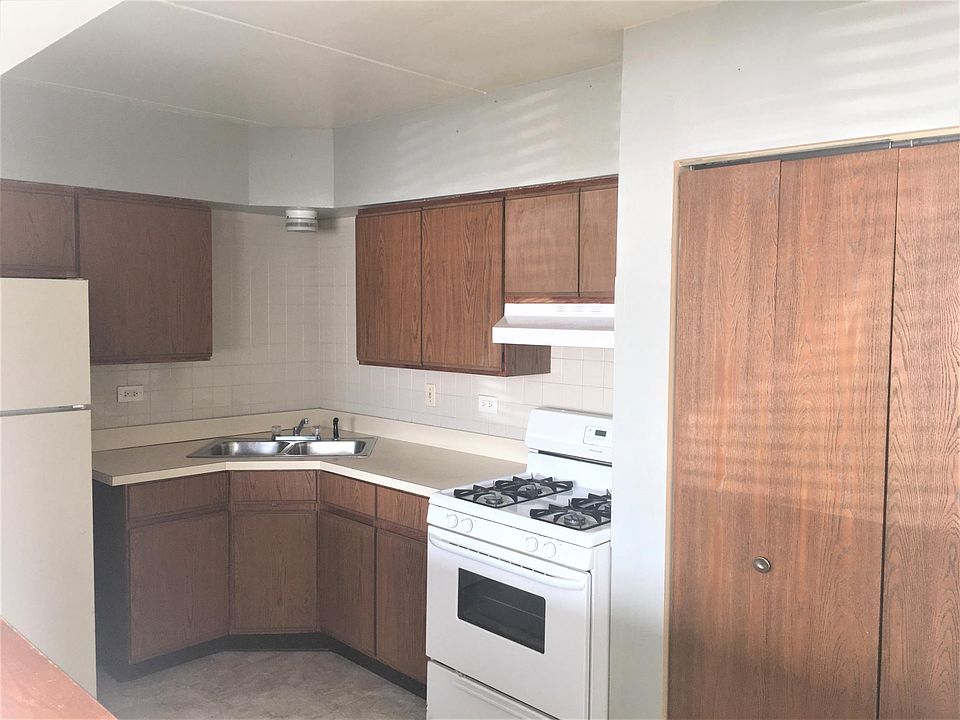 2nd image of 8630 Sayre Ave APT 7