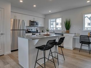 VUE at Creekwood, Edmonton, AB T6W 3H3