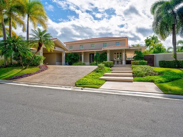 254 Sabanera, Dorado, PR 00646