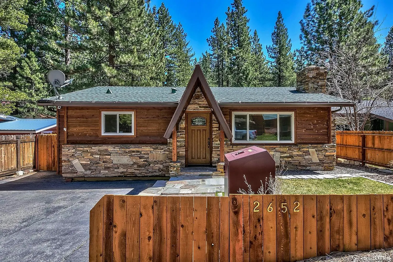 2652 Kubel Ave photo 1
