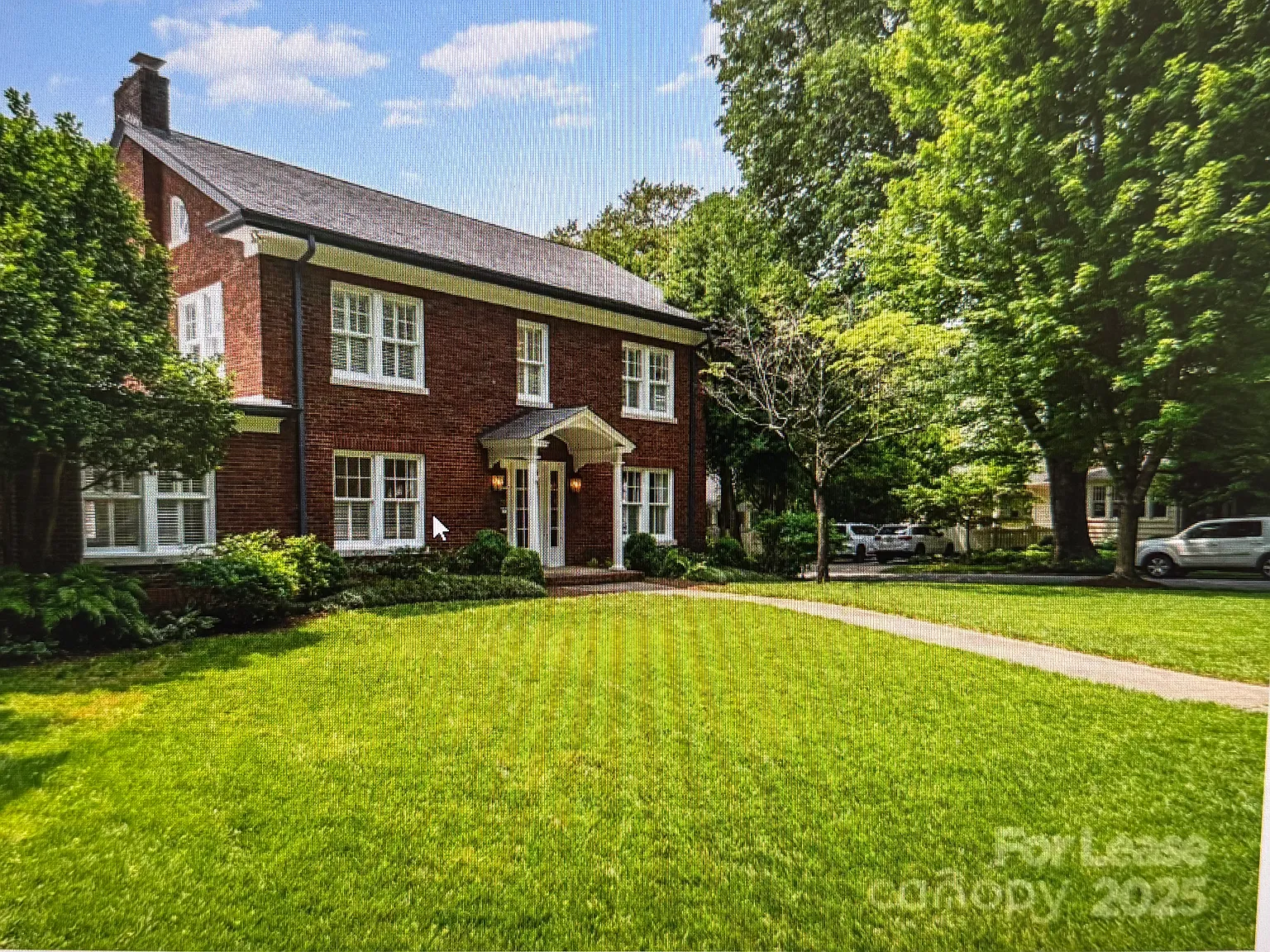 4 bed, 3200 sqft, $7,250 — Photo 1