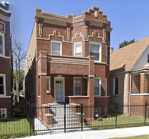 2nd image of 4906 W Iowa St Unit 1