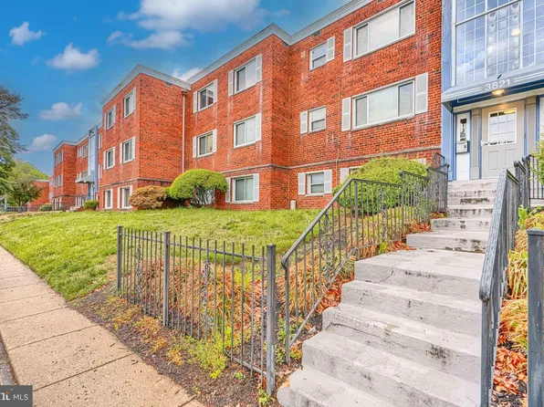 3821 Hamilton St #A-301, Hyattsville, MD 20781