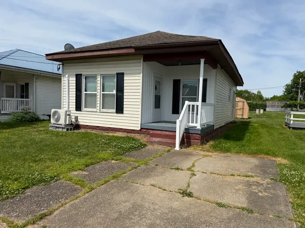 2111 Lincoln Ave, Point Pleasant, WV 25550