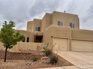 9905 Cardinal St NW, Albuquerque, NM 87114