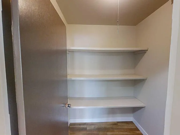9807 108th Ave #105 — Photo 9