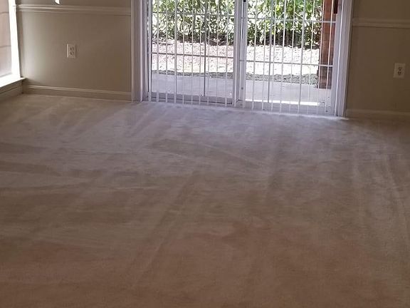 5th image of 2502 Driftwood Ct APT 1D